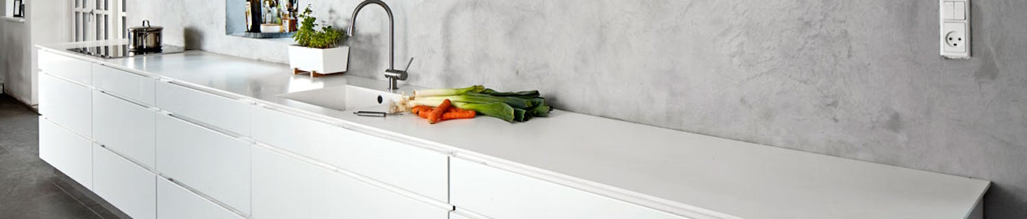 I vilken höjd ska bänkskivan monteras? I vilken höjd ska bänkskivan monteras?